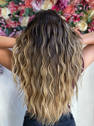 Onde morbide e definite fatte con il tool GHD wave da Io Vanesia