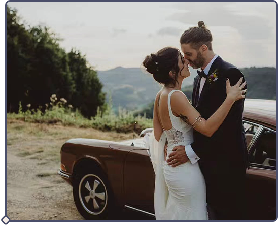 raccolto alto, morbido, quasi da sembrare casuale, ma curato nei dettagli. Servizio sposa per il tuo giorno pi&ugrave; importante con Io Vanesia